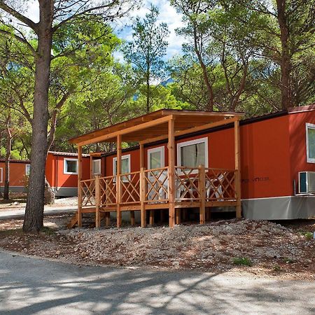 Mobile Homes Basko Polje Campground Baska Voda Bagian luar foto