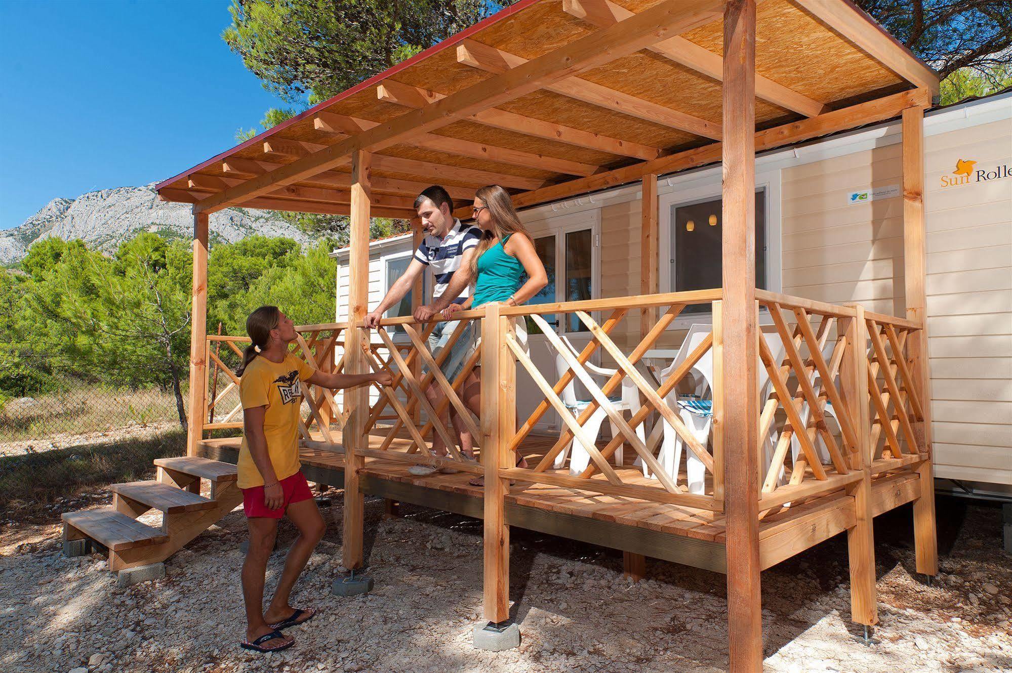 Mobile Homes Basko Polje Campground Baska Voda Bagian luar foto